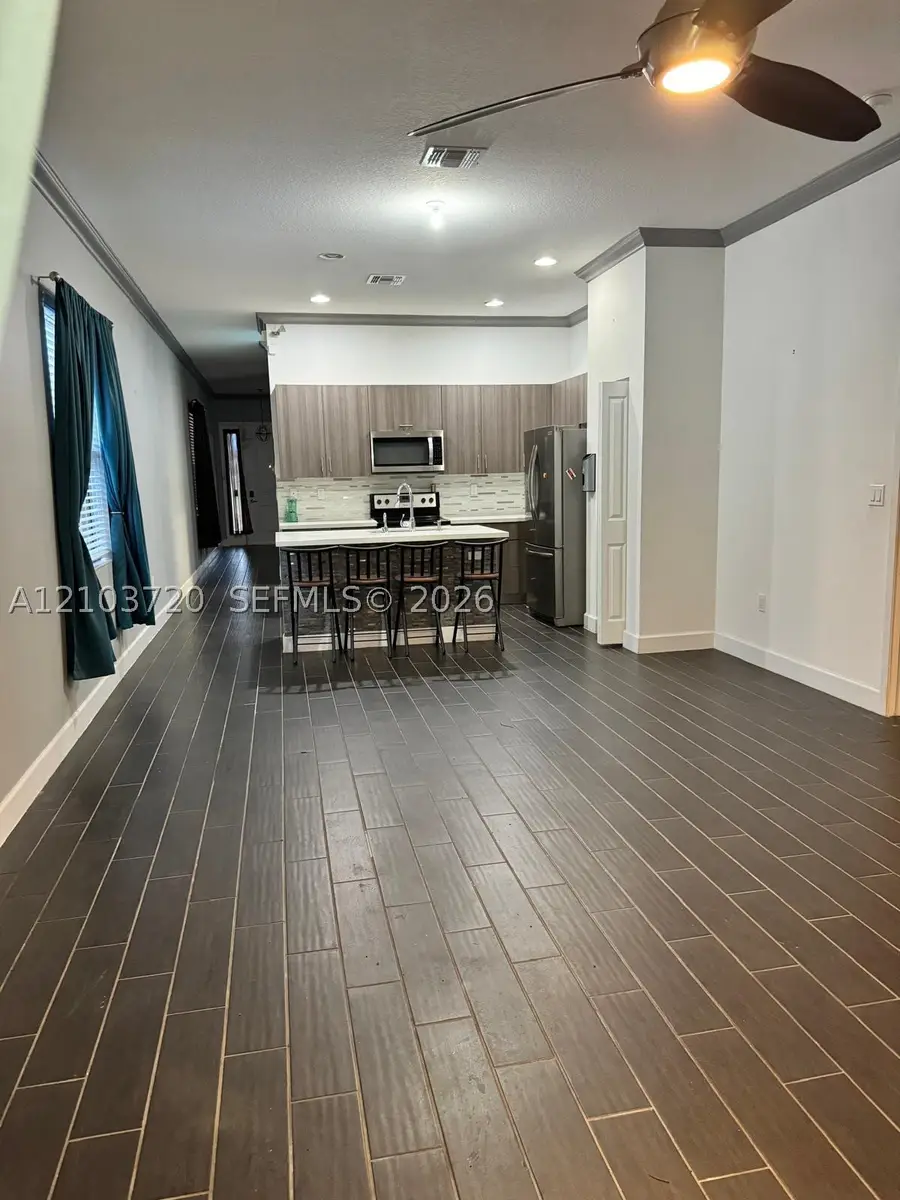 4910 NW 48th Ln, Tamarac, FL 33319 - #2