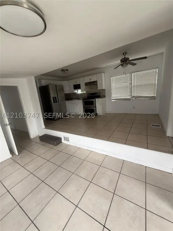 4615 SW 46 Ln, Davie, FL 33314