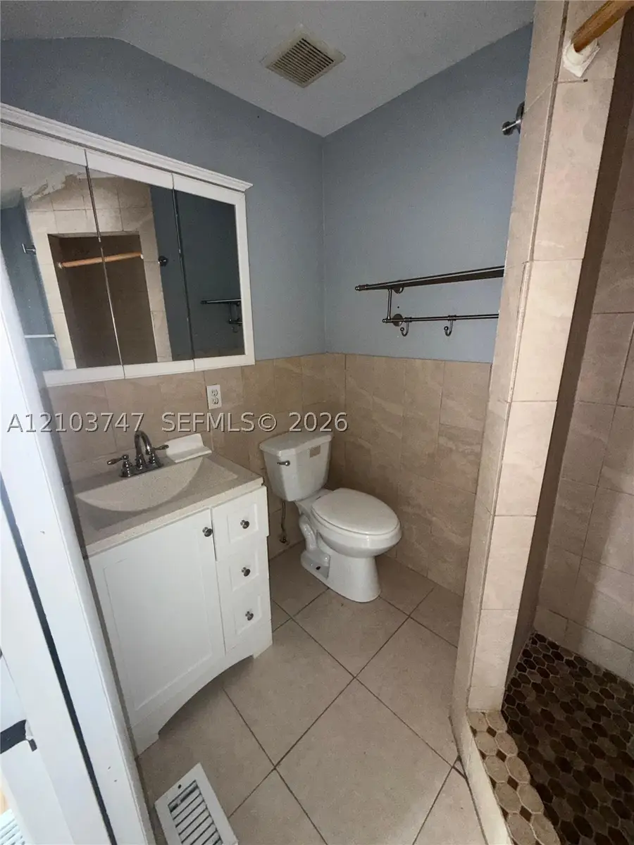 4615 SW 46 Ln, Davie, FL 33314 - #3