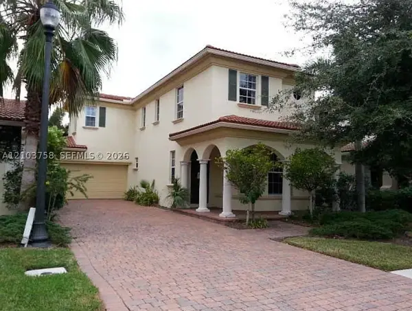 735 Duchess Ct, Palm Beach Gardens, FL 33410