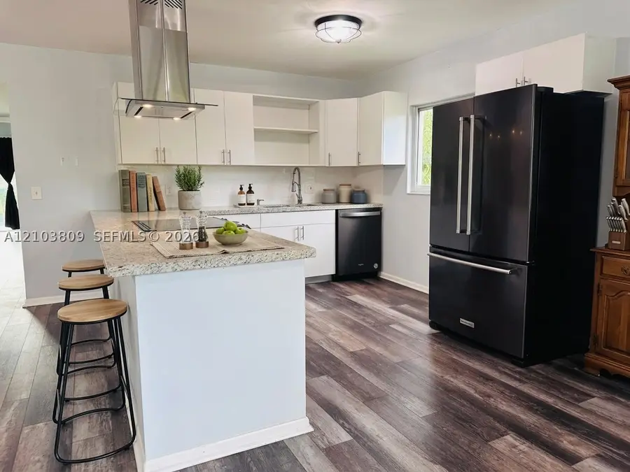 850 SW 133rd Ter #318B, Pembroke Pines, FL 33027 - #3