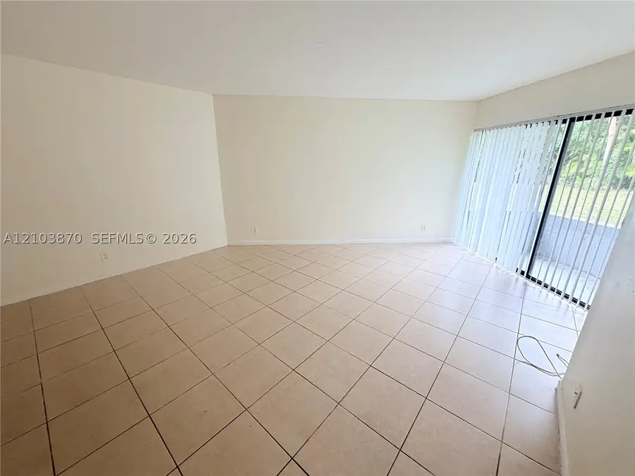 2000 N Congress Ave #103, West Palm Beach, FL 33401 - #2