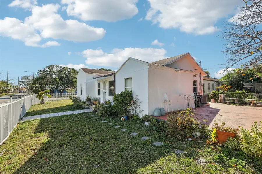 6402 NW 8th Ave, Miami, FL 33150 - #2