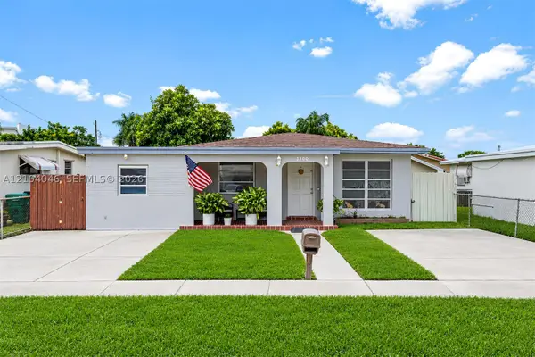3300 SW 87th Ct, Miami, FL 33165