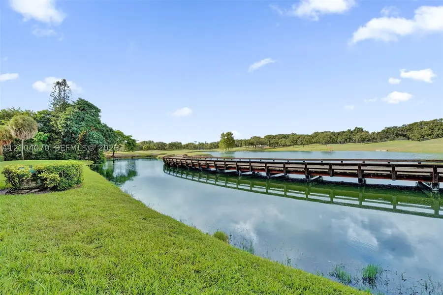 3001 W Rolling Hills Cir #702, Davie, FL 33328 - #3