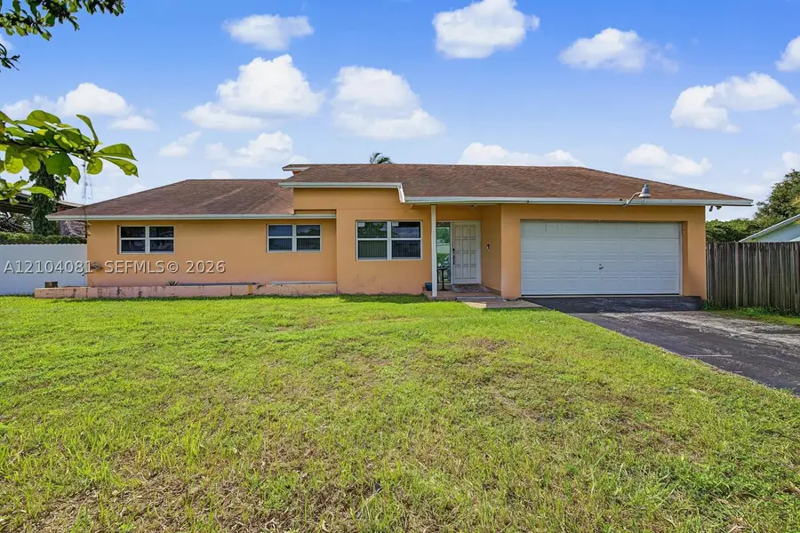 28702 SW 163rd Ct, Homestead, FL 33033 - #2
