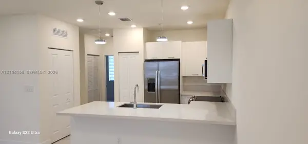 10270 NW 66th St #301, Doral, FL 33178