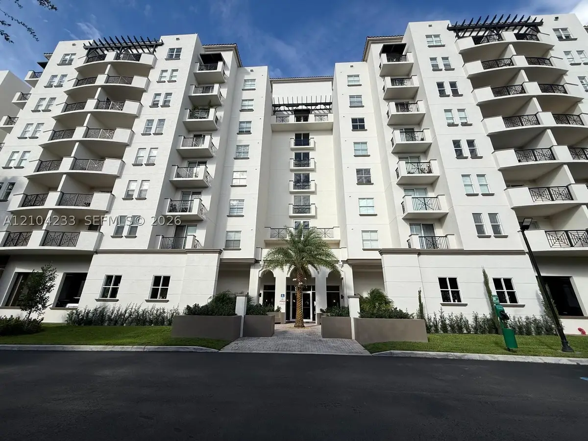 9021 SW 94th St #307, Miami, FL 33176 - #1