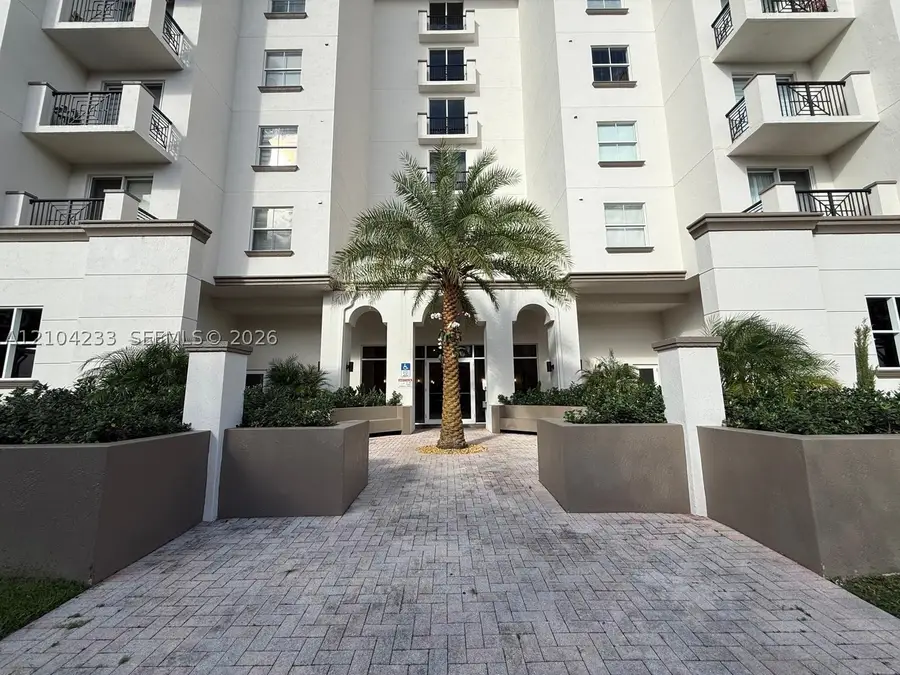 9021 SW 94th St #307, Miami, FL 33176 - #2