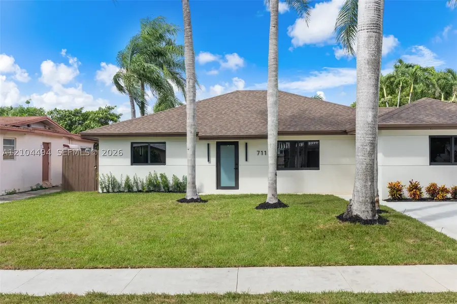 711 NW 8th Ave, Dania Beach, FL 33004 - #3