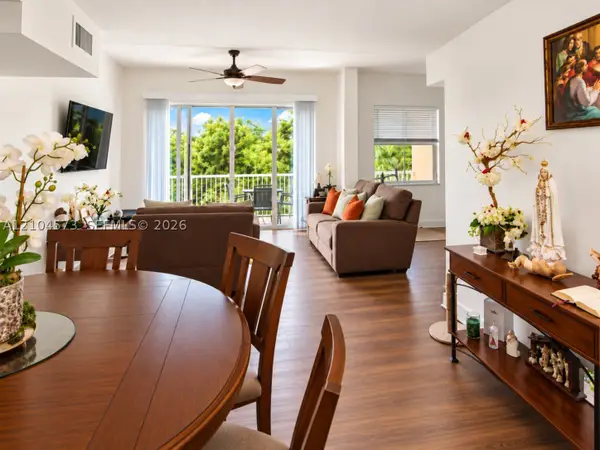609 E Sheridan St #404, Dania Beach, FL 33004
