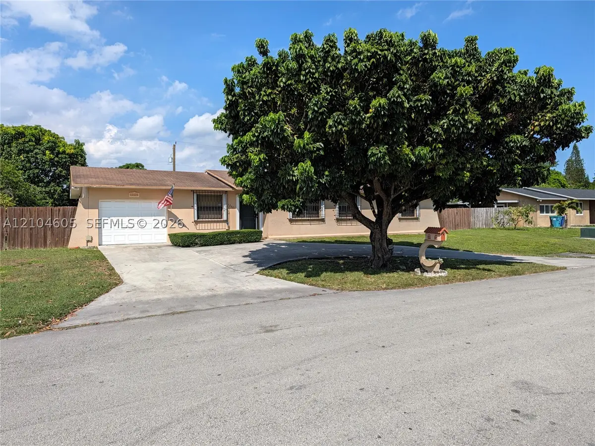 12601 SW 195th Ter, Miami, FL 33177 - #1
