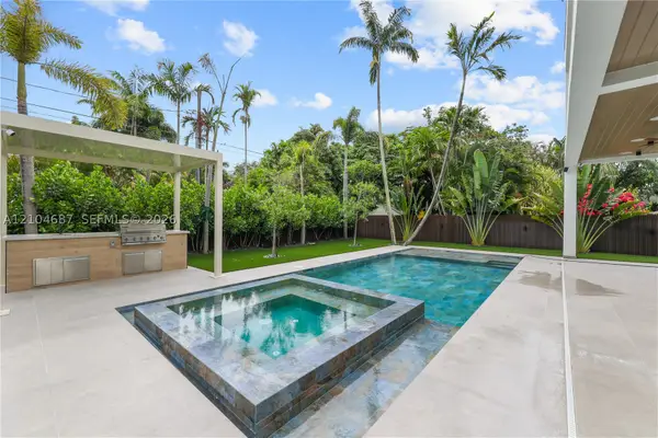 436 NE 10th Ave, Fort Lauderdale, FL 33301