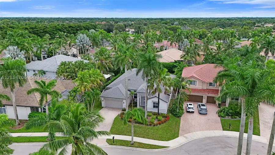 2390 Pheasant Ln, Weston, FL 33327 - #2