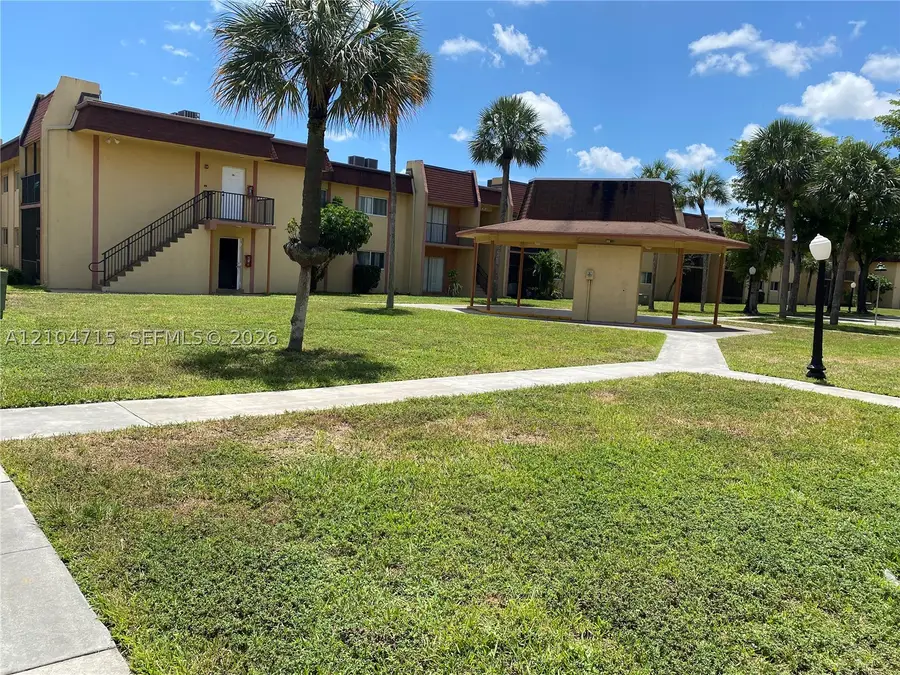 2840 NW 55th Ave #2D, Lauderhill, FL 33313 - #2