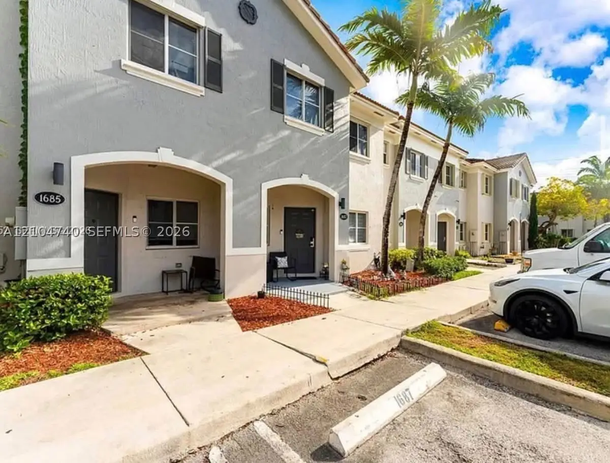 1687 SE 30th St, Homestead, FL 33035 - #1