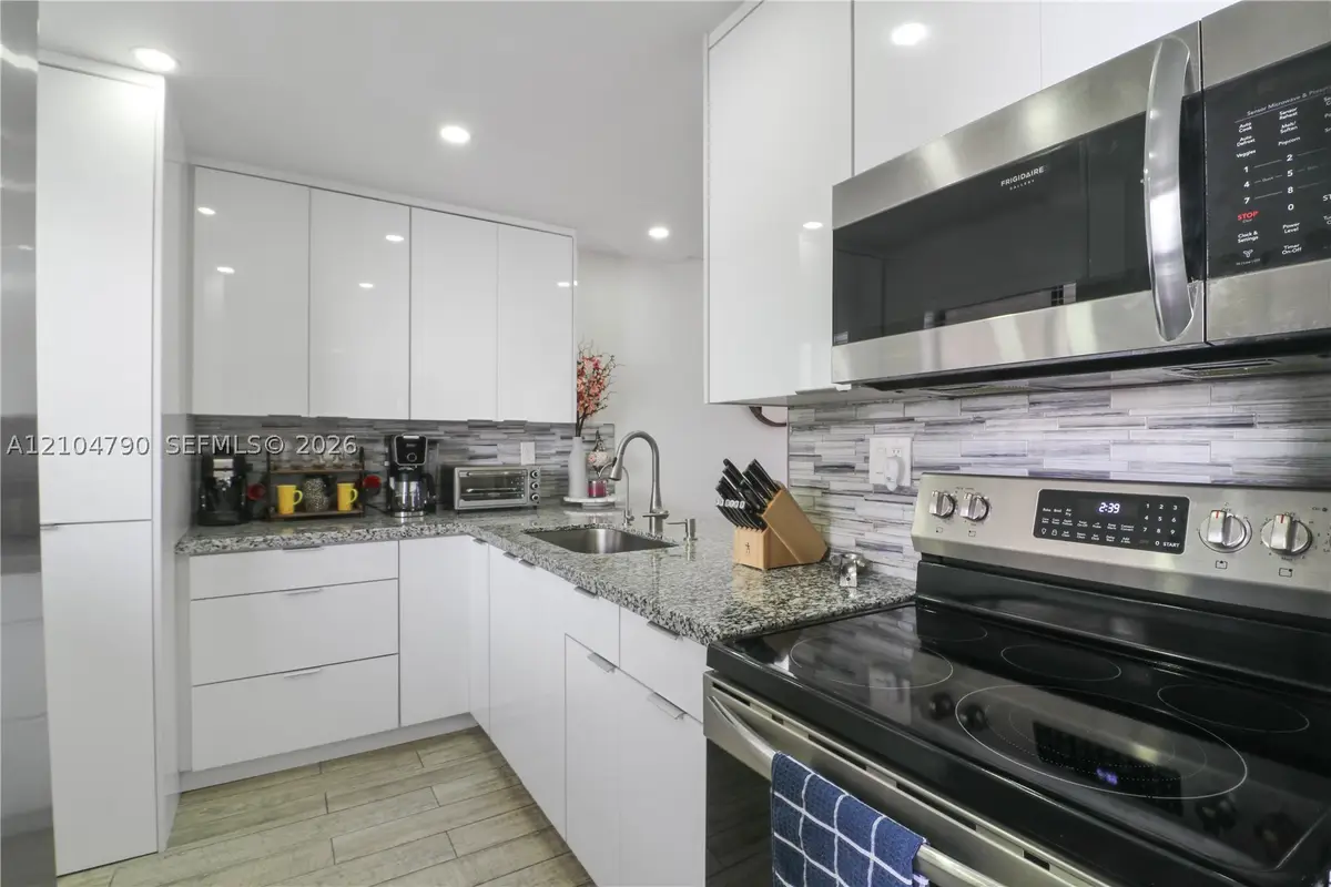 8075 SW 107th Ave #312, Miami, FL 33173 - #1