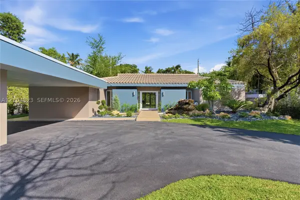 291 E Shore Dr E, Miami, FL 33133