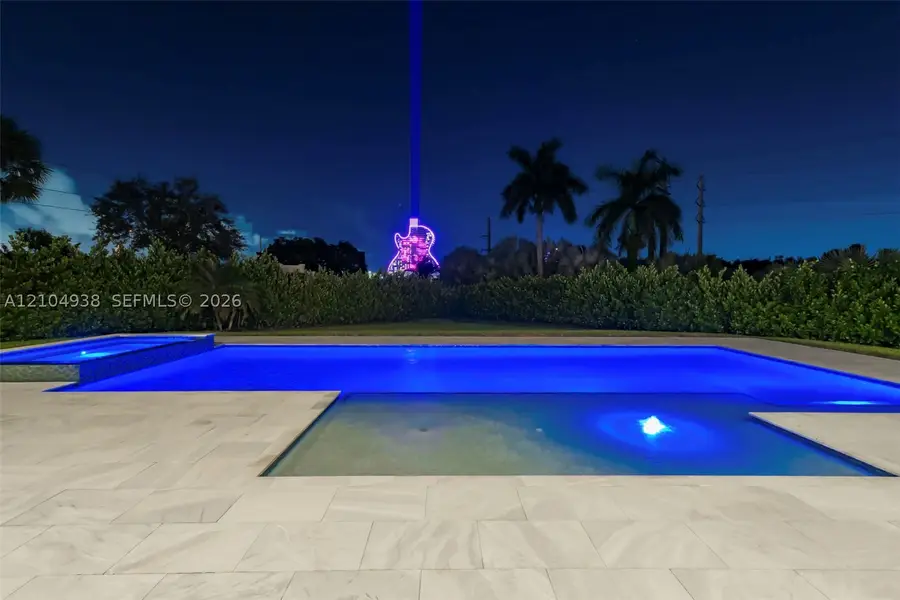 5202 S Sterling Ranch Cir, Davie, FL 33314 - #2