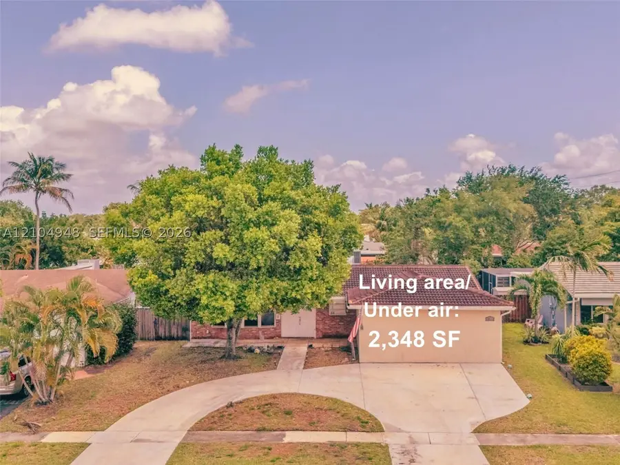 1911 N 53rd Ave, Hollywood, FL 33021 - #2