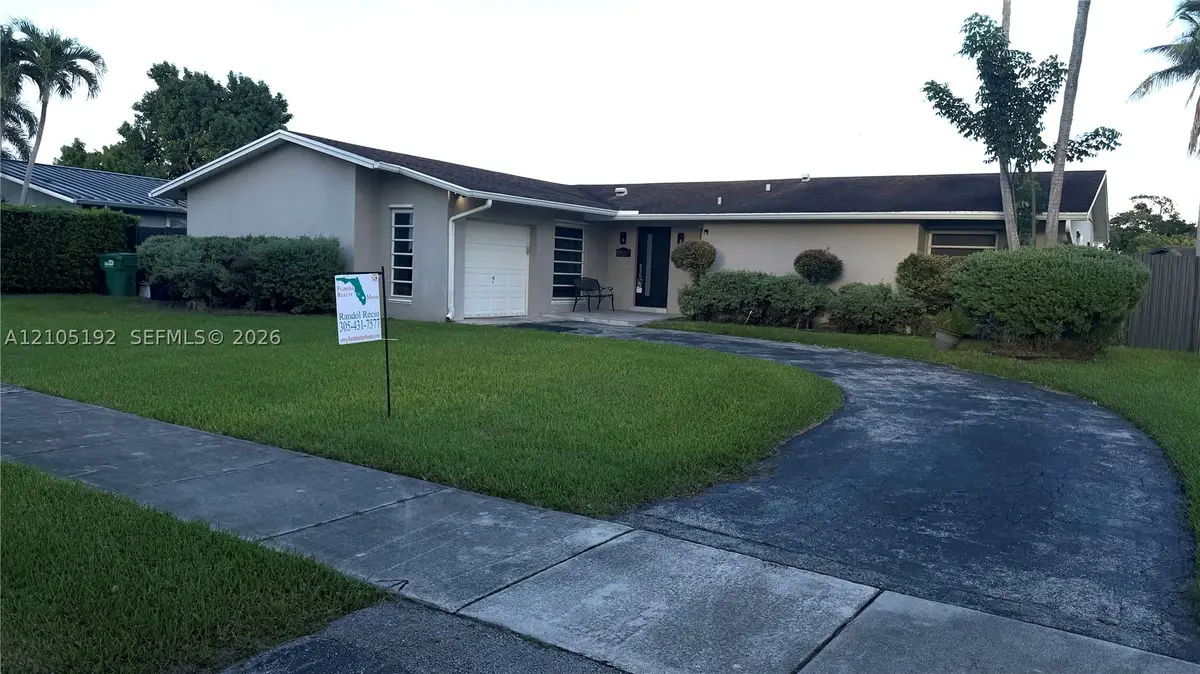 18557 SW 93rd Pl, Cutler Bay, FL 33157 - #1