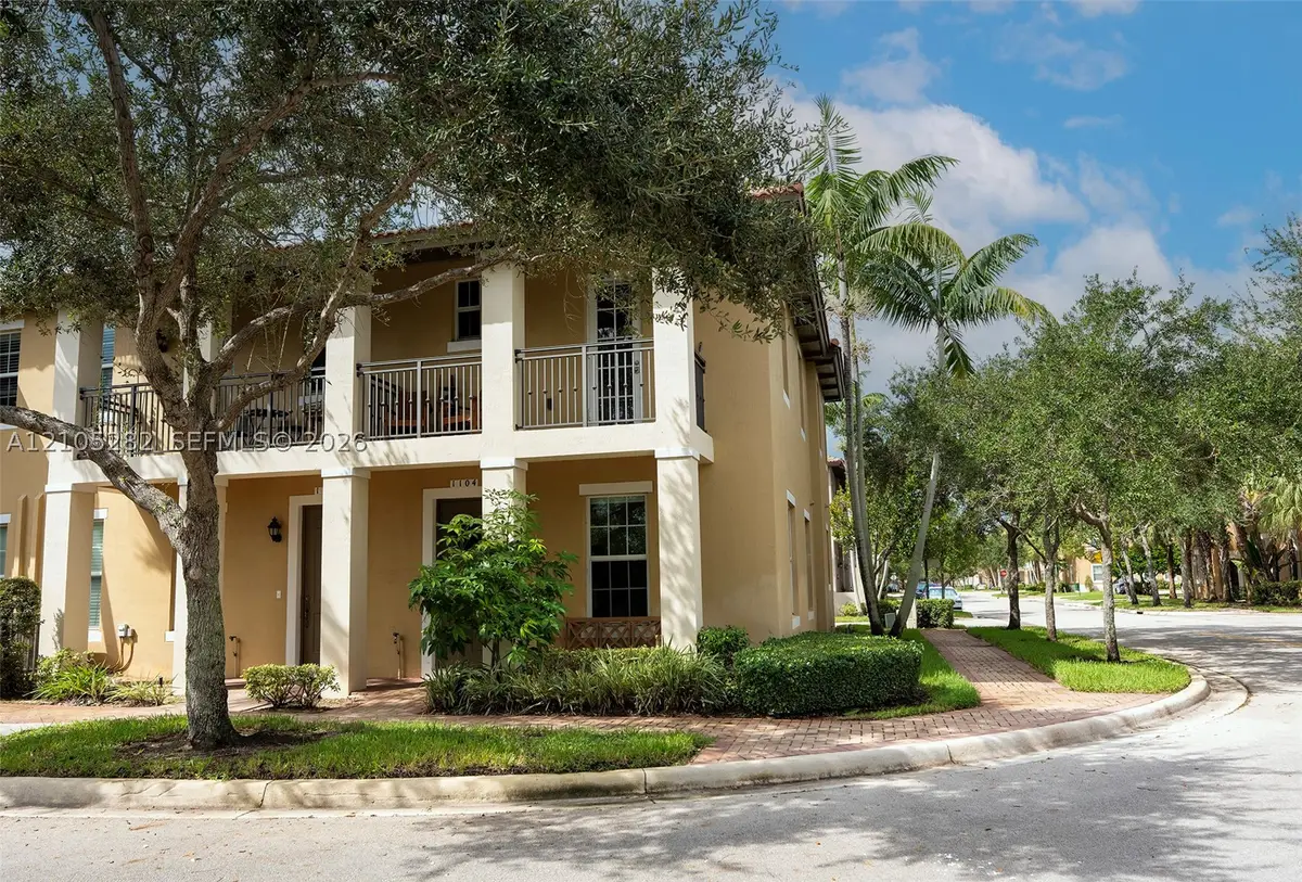1104 SW 146th Ter, Pembroke Pines, FL 33027 - #1