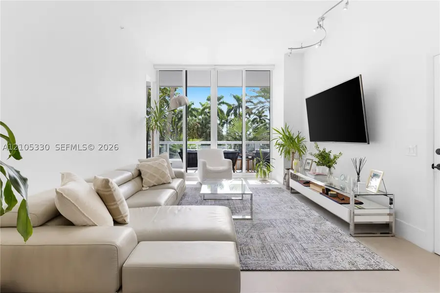 21205 Yacht Club Dr #304, Aventura, FL 33180 - #2
