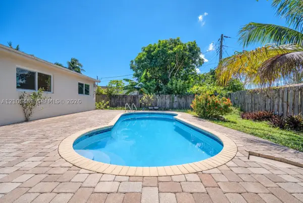 4071 NW 3rd Ter, Deerfield Beach, FL 33064
