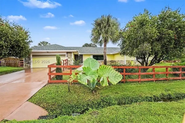 597 Grace St, Sebastian, FL 32958