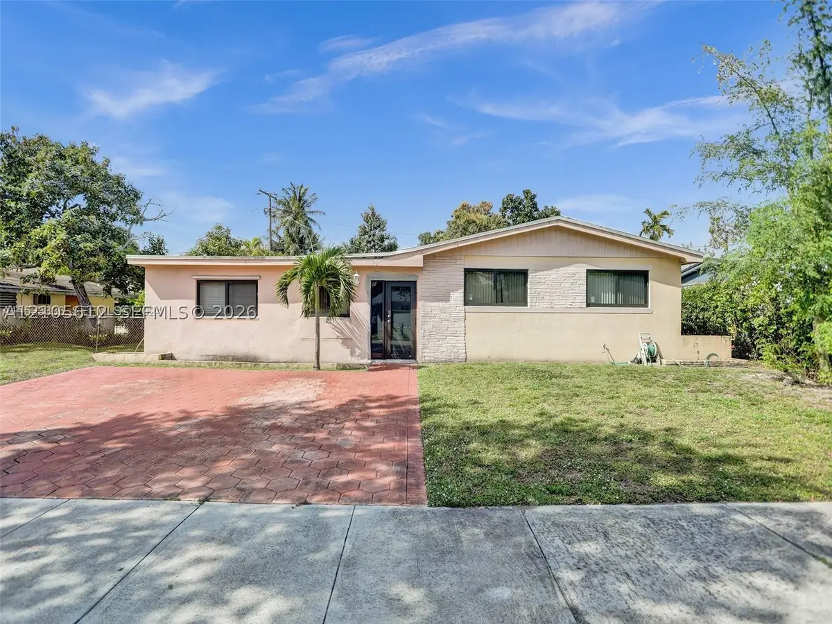 471 NE 180th Dr, North Miami Beach, FL 33162 - #1
