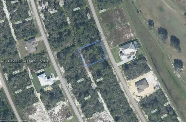 5252 Pebble Beach Dr, Sebring, FL 33872