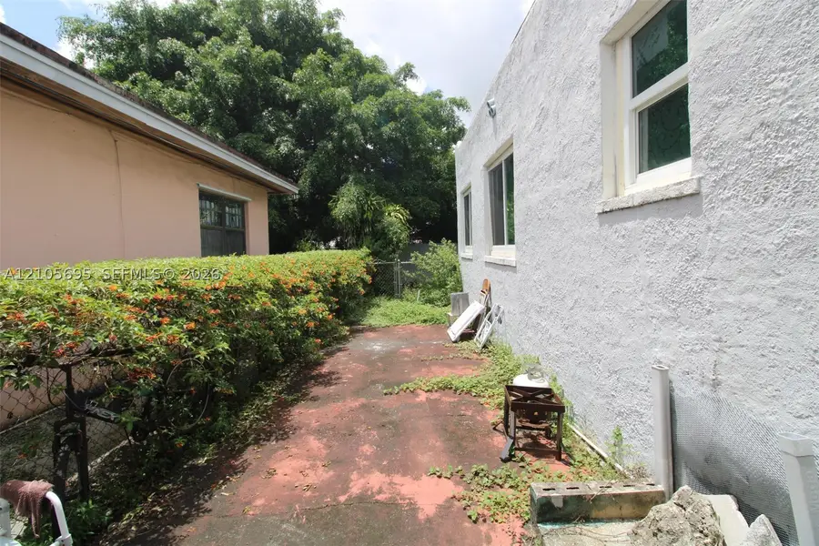 7010 NW 6th Ave, Miami, FL 33150 - #2