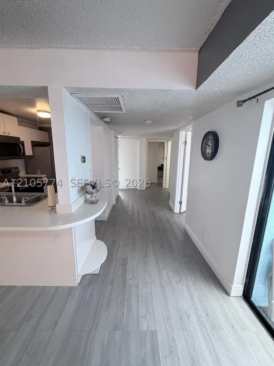 10343 Greenhouse Rd, Pembroke Pines, FL 33026 - #2