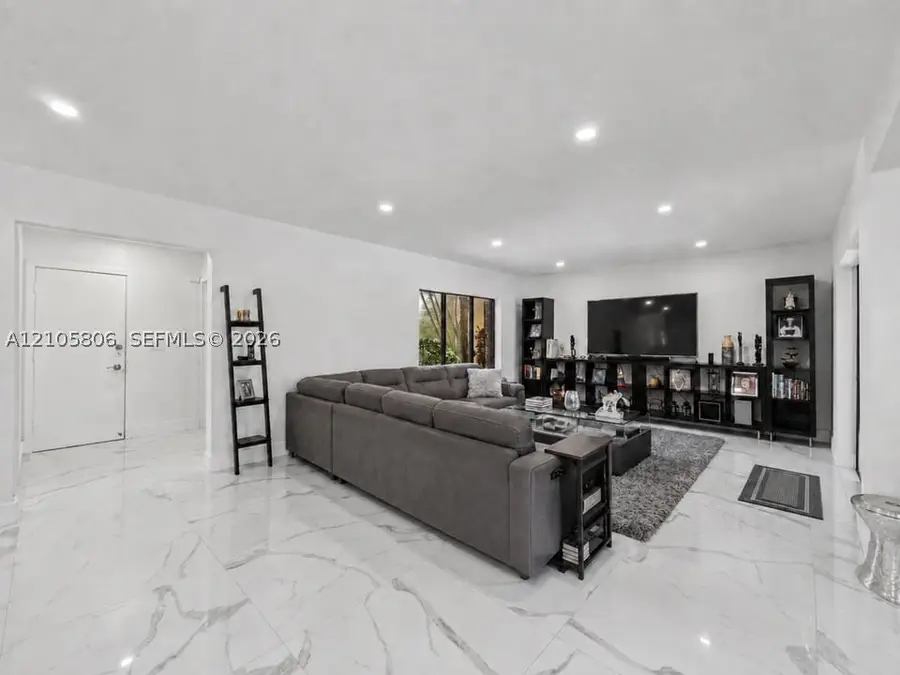 20409 NE 10th Ct Rd, Miami, FL 33179 - #3