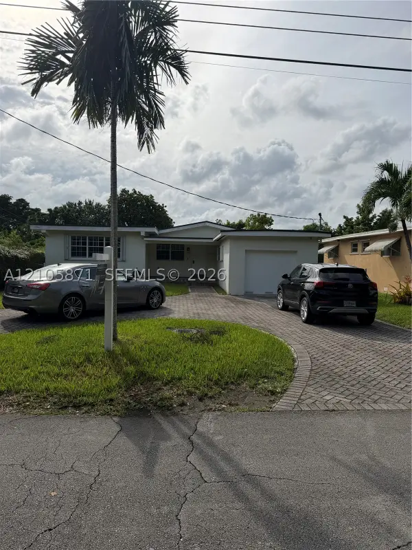 3030 SW 62nd Ct, Miami, FL 33155