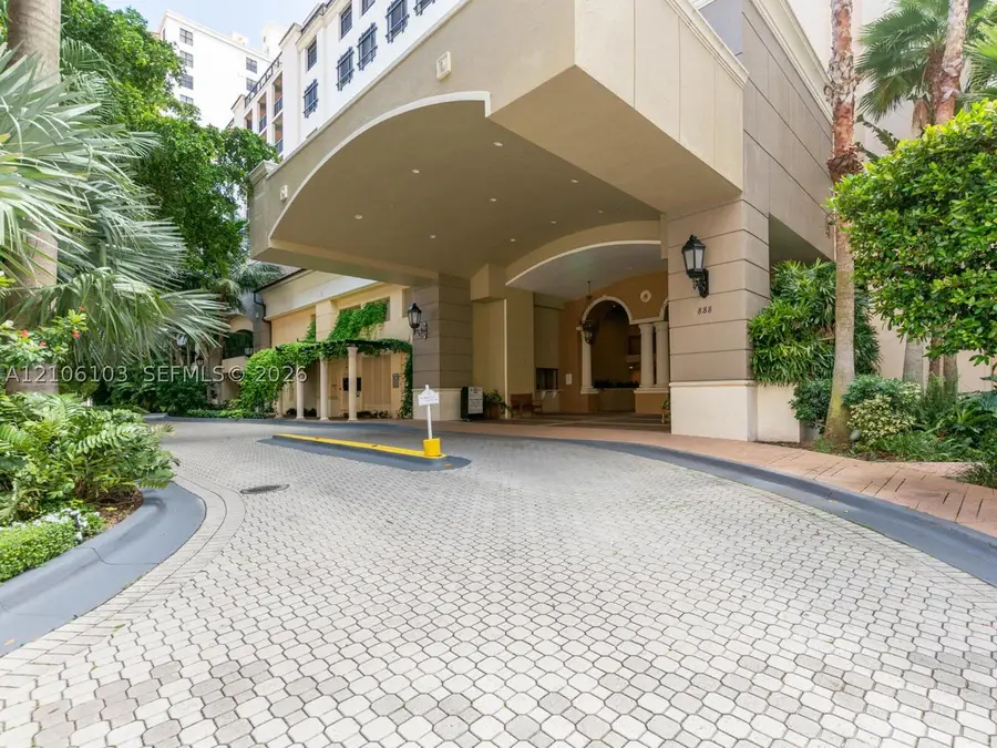 888 S Douglas Rd #602, Coral Gables, FL 33134 - #2