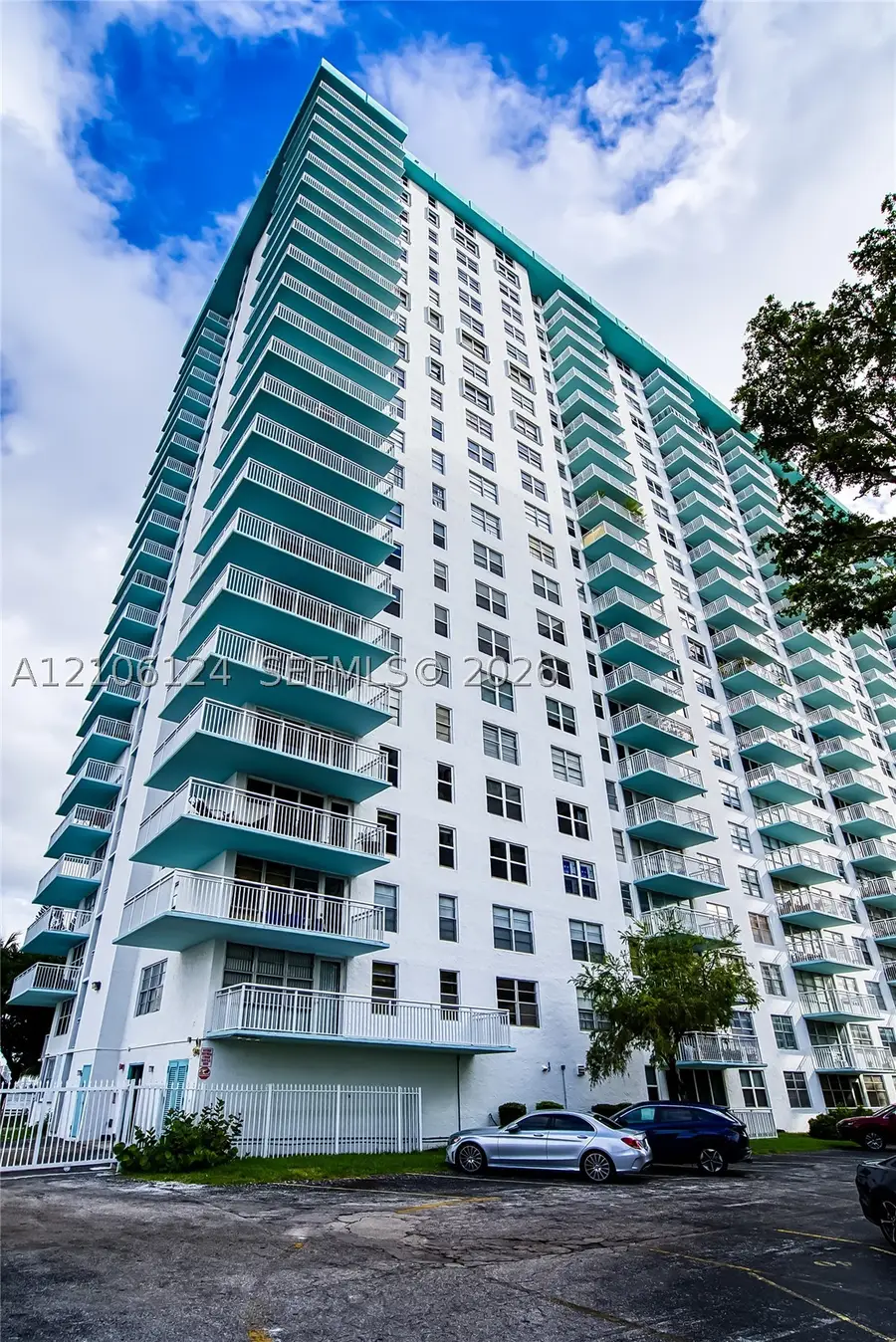 301 174th St #2208, Sunny Isles Beach, FL 33160 - #3