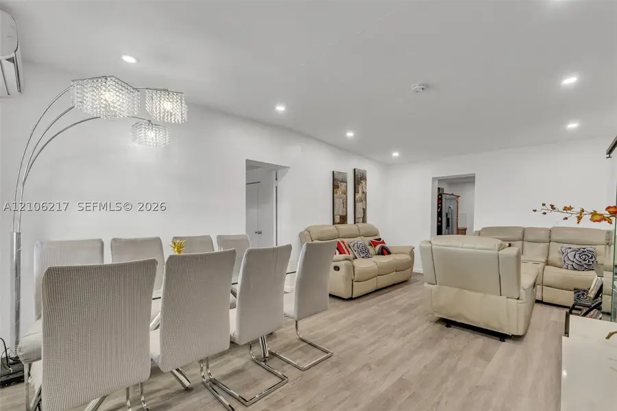 9555 NW 36th Ave, Miami, FL 33147 - #3