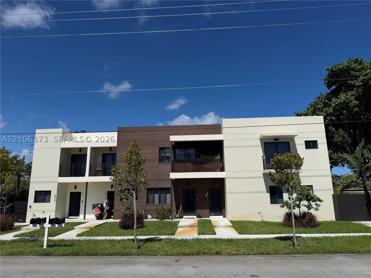 5927 Buchanan St, Hollywood, FL 33021 - #1