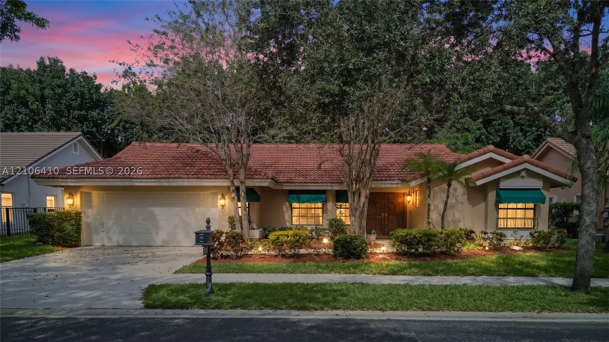 1725 Lakeshore Cir, Weston, FL 33326 - #1