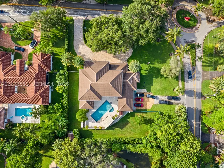 5720 SW 128th St, Pinecrest, FL 33156 - #2