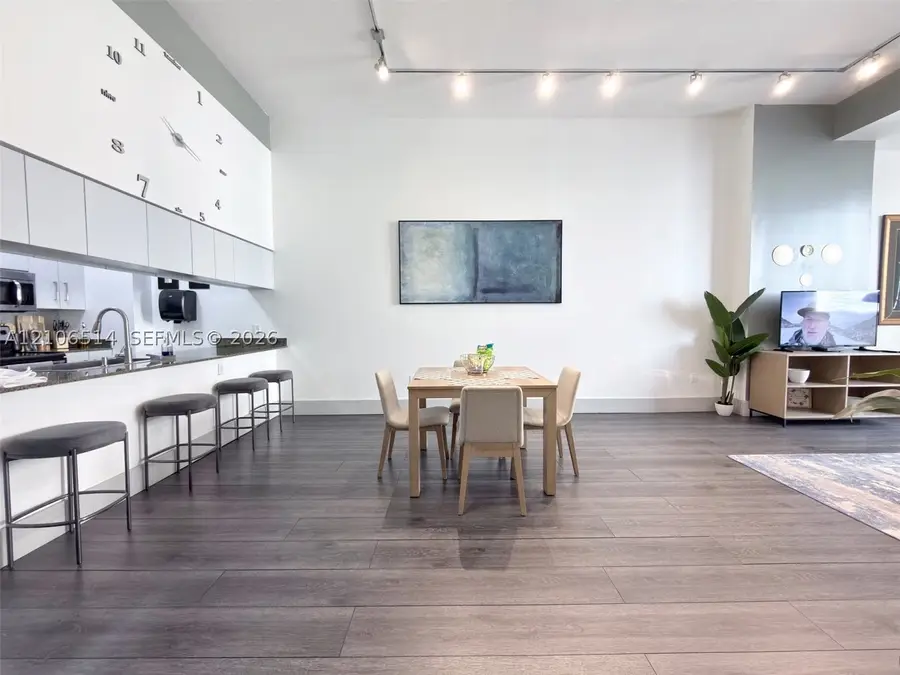 1200 Brickell Bay Dr #1406, Miami, FL 33131 - #2