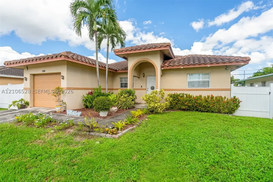 2615 NW 14th St, Fort Lauderdale, FL 33311 - #2