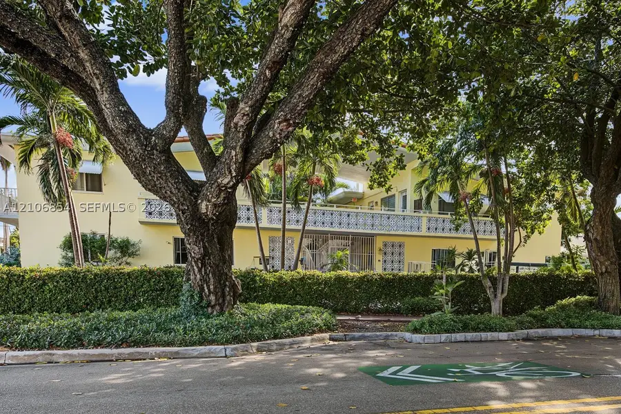 659 Meridian Ave #7, Miami Beach, FL 33139 - #2