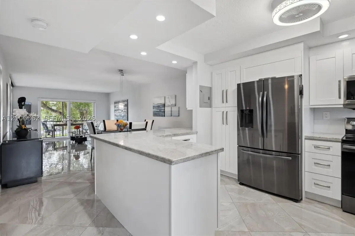8921 S Hollybrook Blvd #304, Pembroke Pines, FL 33025 - #1