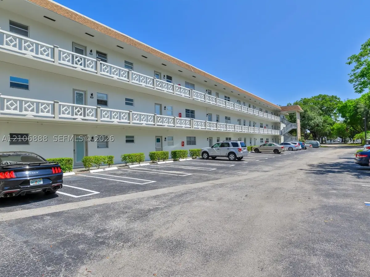 3506 NW 49th Ave #508, Lauderdale Lakes, FL 33319 - #1