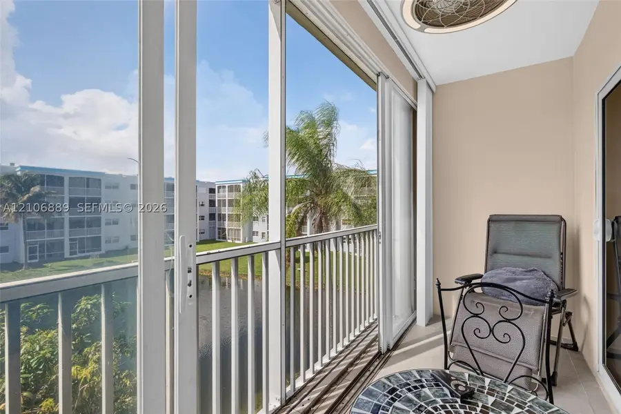 604 NE 2nd St #317, Dania Beach, FL 33004 - #2