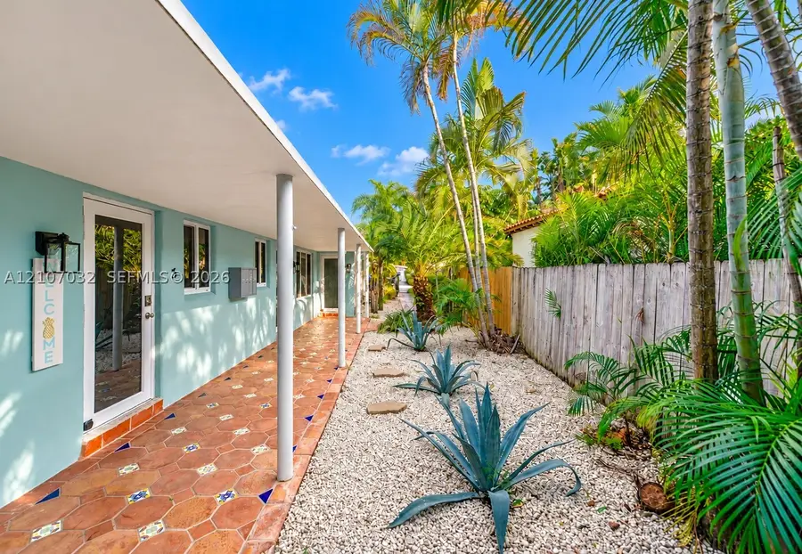 443 NE 17th Way, Fort Lauderdale, FL 33301 - #2
