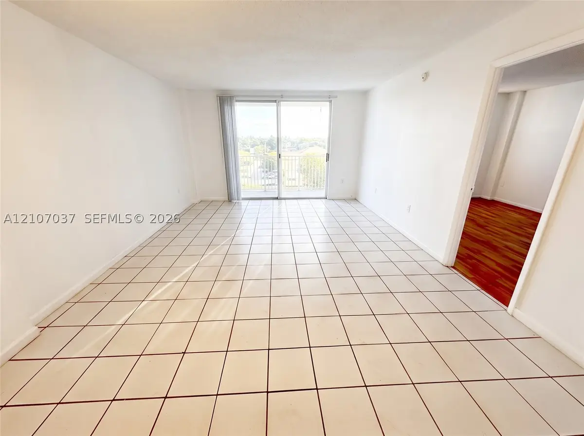 15600 NW 7th Ave #606, Miami, FL 33169 - #1