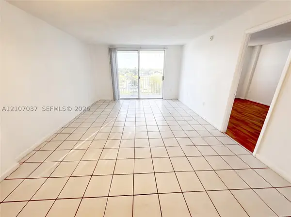 15600 NW 7th Ave #606, Miami, FL 33169